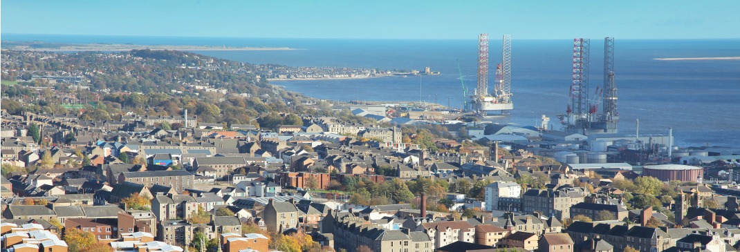 Dundee looks across over the River Tay